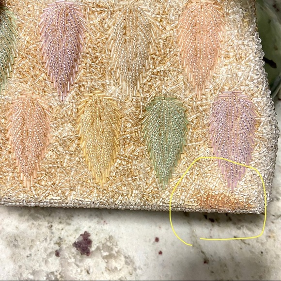 Vintage Beaded Handbag Collectible Satin Fabric Iridescent beading Gold kisslock - Picture 9 of 11